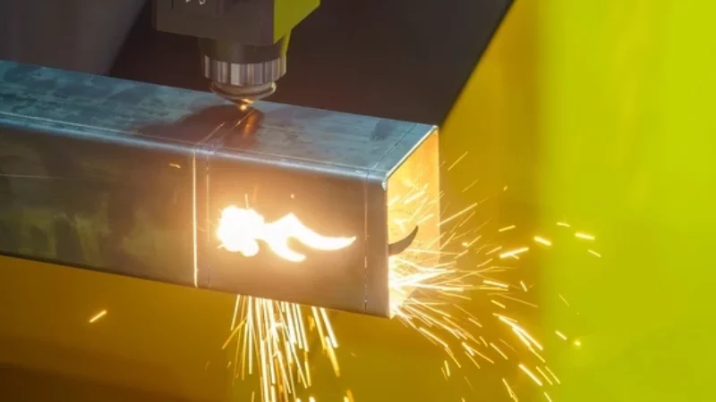 Laser cutting metal laser cutting metal beam